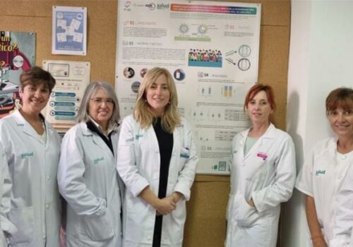 De izquierda a derecha: María Jesús Lallana y Mercedes Aza, farmacéuticas; Diana Serrano, médica; Rosa Tarragó, higienista dental; María José Gil, enfermera; Yolanda Milán, higienista dental; y Natalia Lázaro, enfermera.